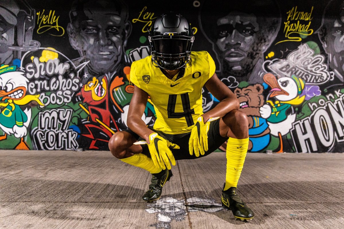 McMillan on his Oregon official visit.